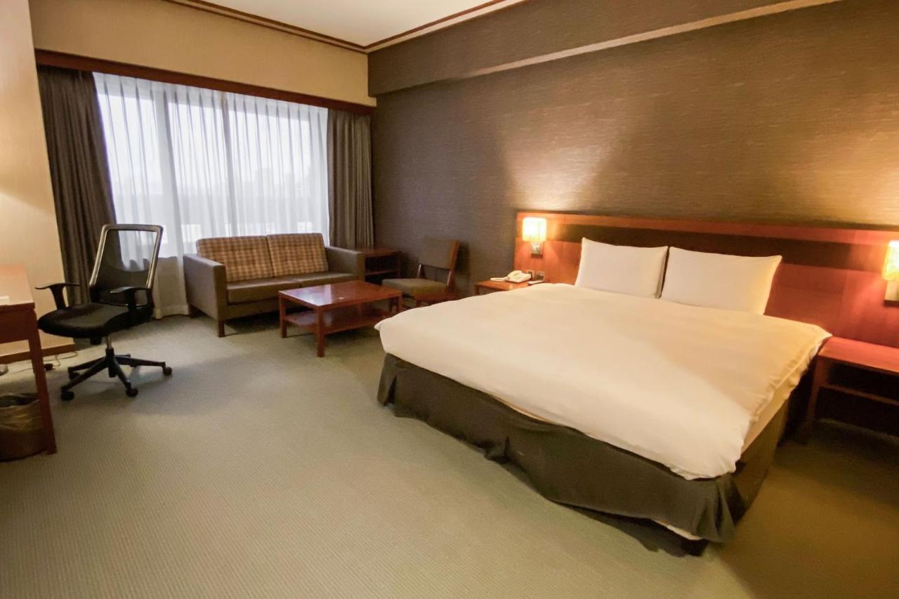 Guide Hotel Hsinchu Zhongyang Exteriör bild